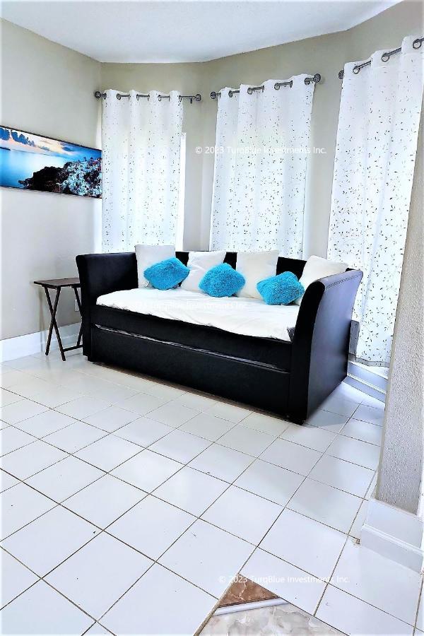Casaazul-2605B-Pleasure Pier & Beach A Block Away- 3Bed 2Bath 7 Beds- 7 Minutes To Cruise Terminal ガルベストン エクステリア 写真