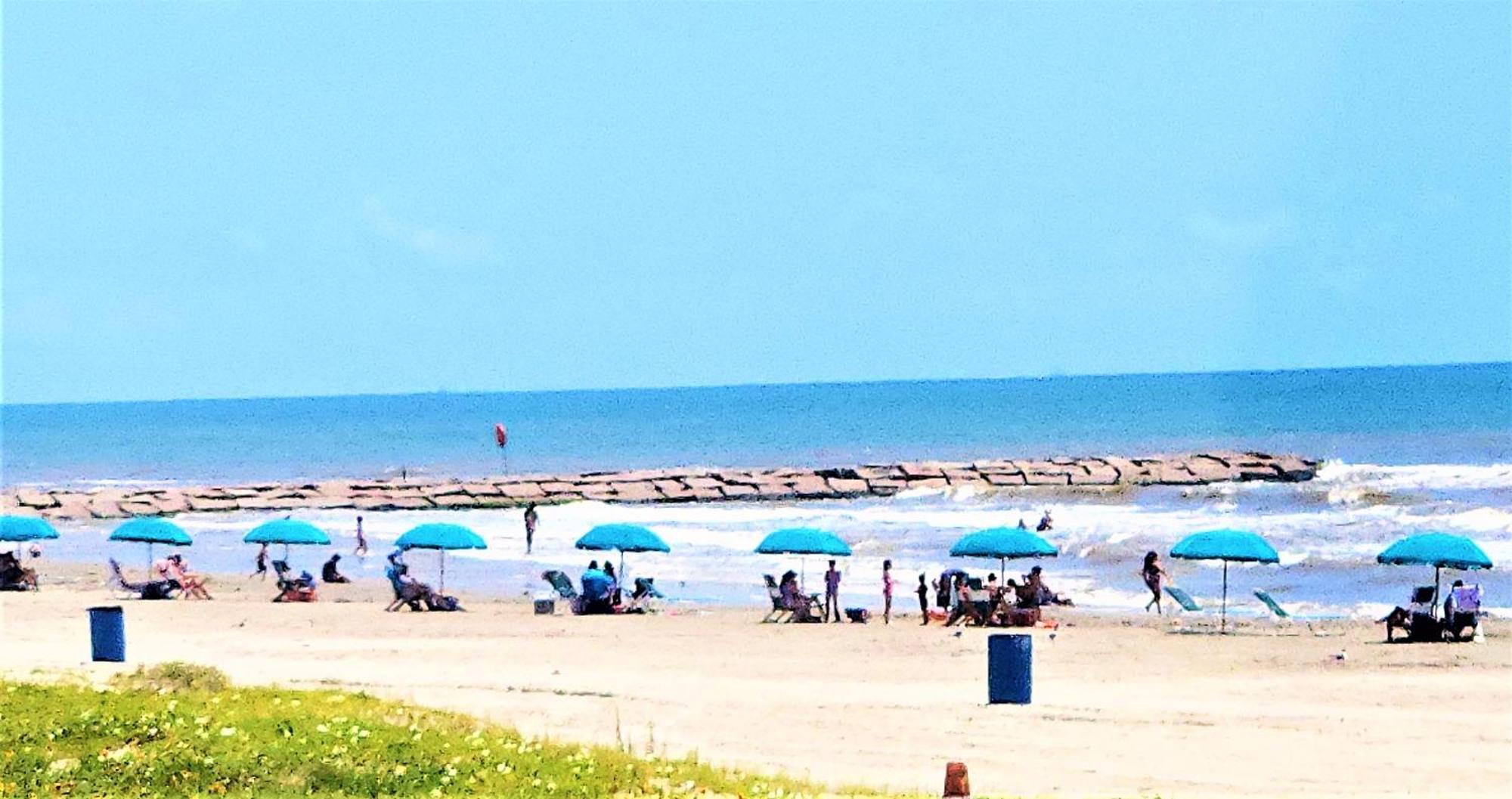 Casaazul-2605B-Pleasure Pier & Beach A Block Away- 3Bed 2Bath 7 Beds- 7 Minutes To Cruise Terminal ガルベストン エクステリア 写真