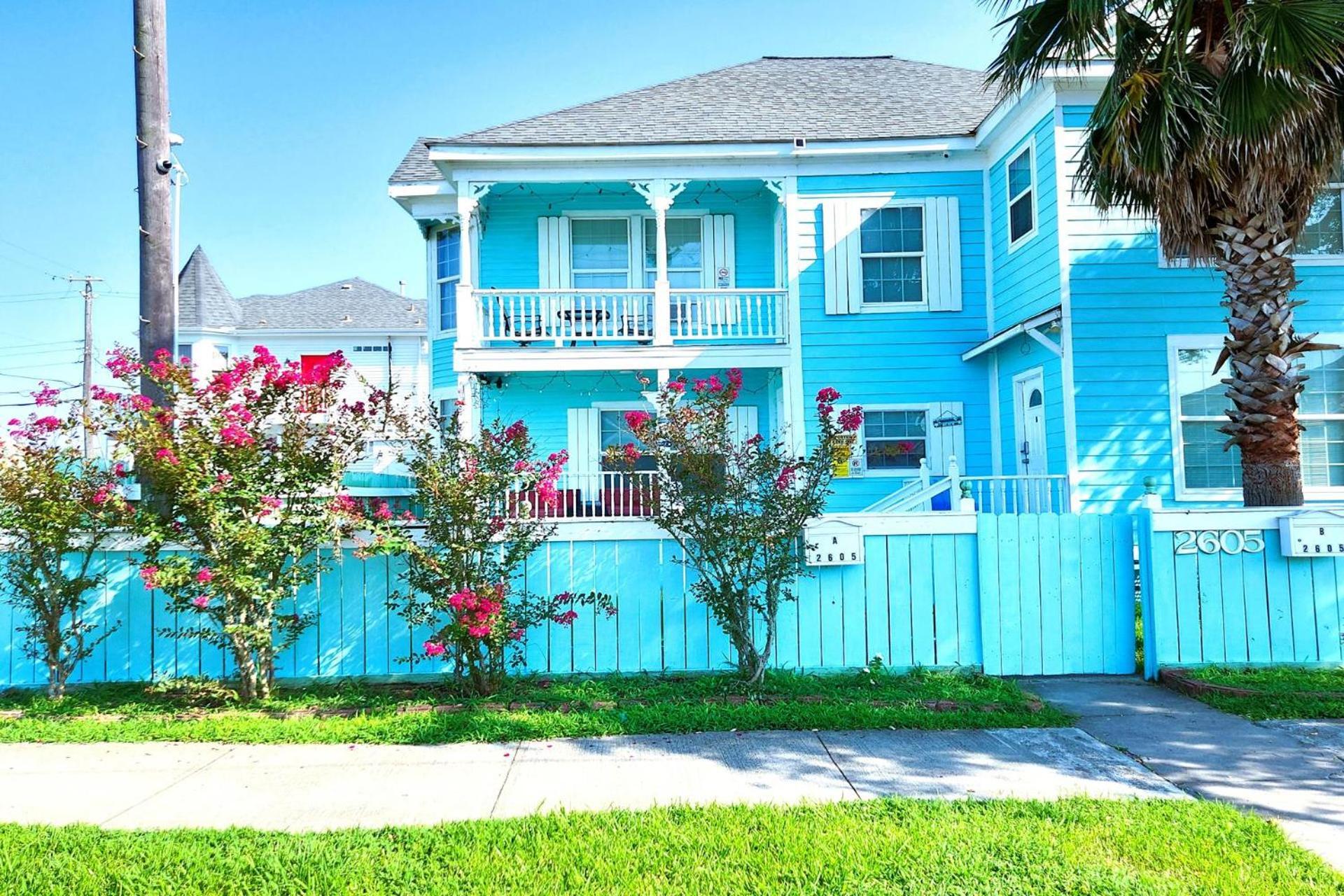 Casaazul-2605B-Pleasure Pier & Beach A Block Away- 3Bed 2Bath 7 Beds- 7 Minutes To Cruise Terminal ガルベストン エクステリア 写真